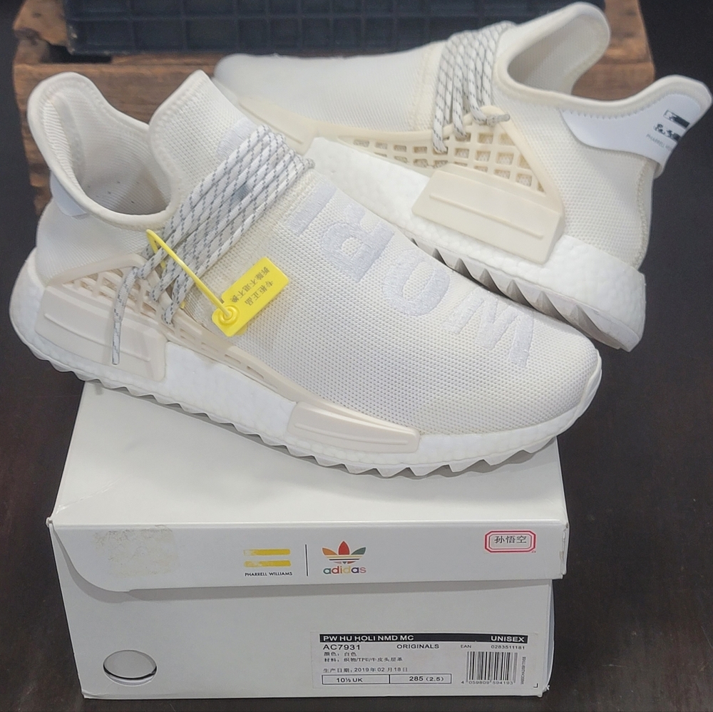 Adidas Pharrell Williams Hu NMD Collab. Read Discription  Mens 11  FAST SHIPPER